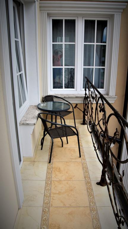 Willa Różana - Apartamenty i Pokoje Gościnne Sandomierz Exterior foto
